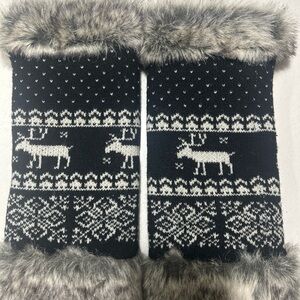 Black and White Knit Leg Warmers with Faux Fur Trim